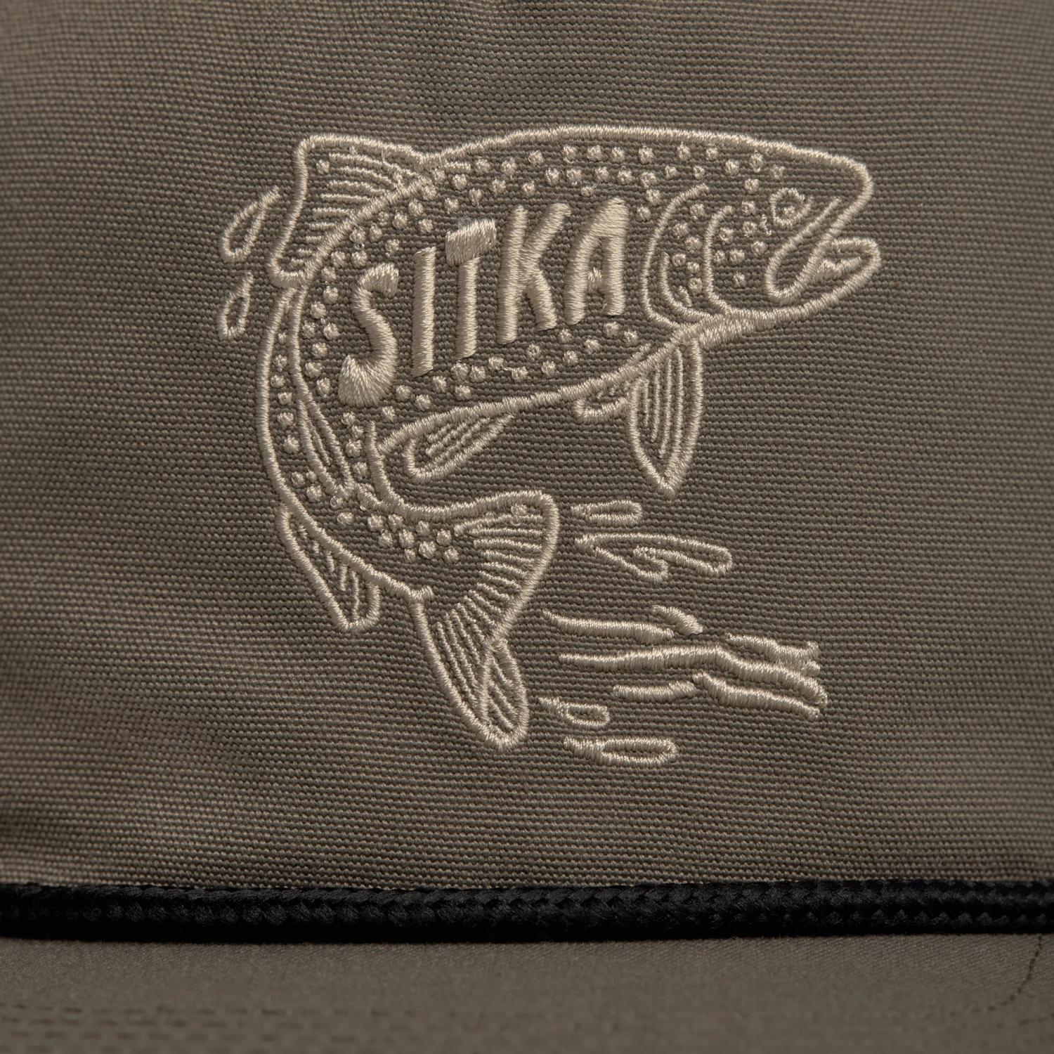Strike Mid Pro Unstructured