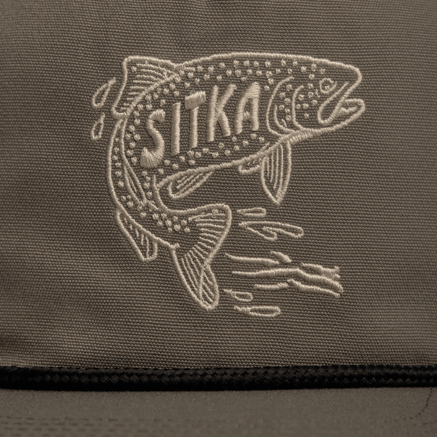 Strike Mid Pro Unstructured