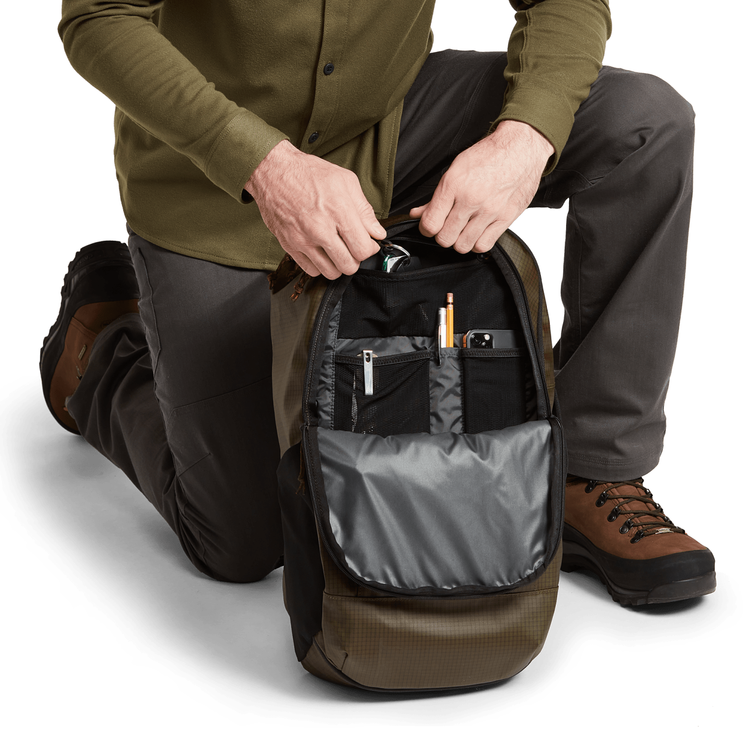 Drifter Travel Pack