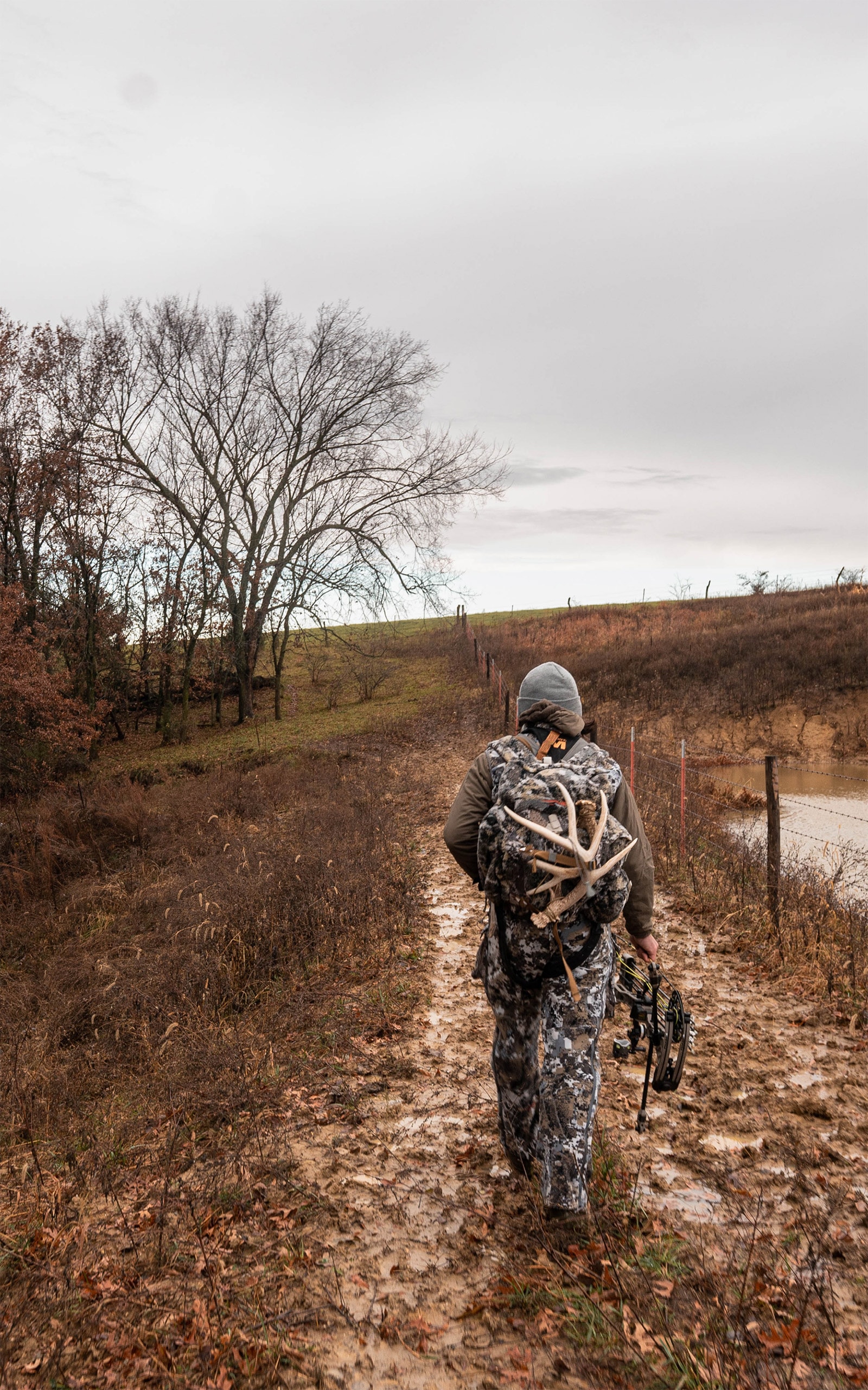 Chris Bee walking to the tree stand late fall | SITKA Gear